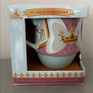 Minnie Main Attraction July Carousel Mug NIB